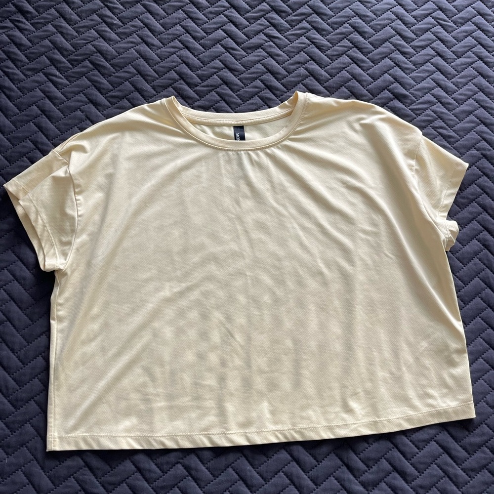 Mondetta Pastel Yellow Short Sleeve Mesh Tee